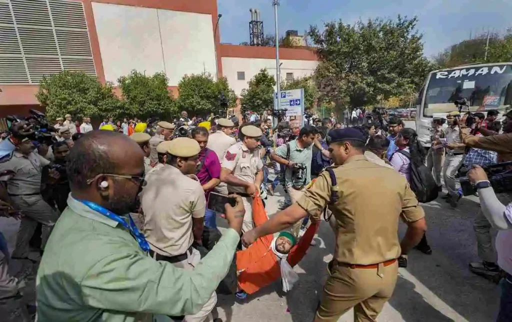 New Delhi Boosts Security Amid Kejriwal Arrest Protests